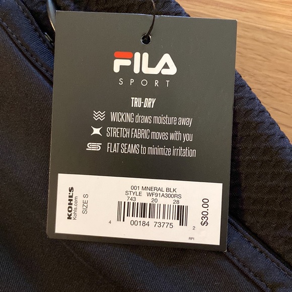 FILA shorts with pockets - Picture 2 of 4